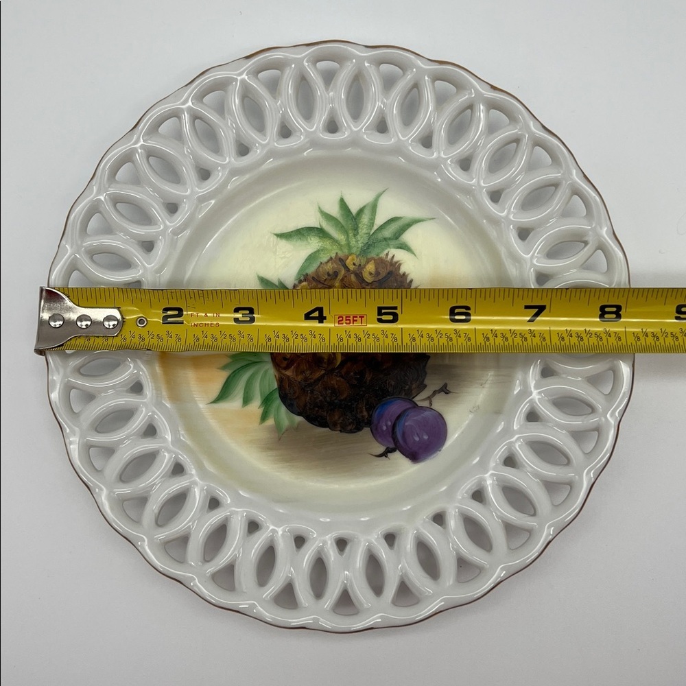 Vintage Enesco Reticulated Porcelain Cabinet Plate - Hand-Painted Pineapple - Picture 5 of 5